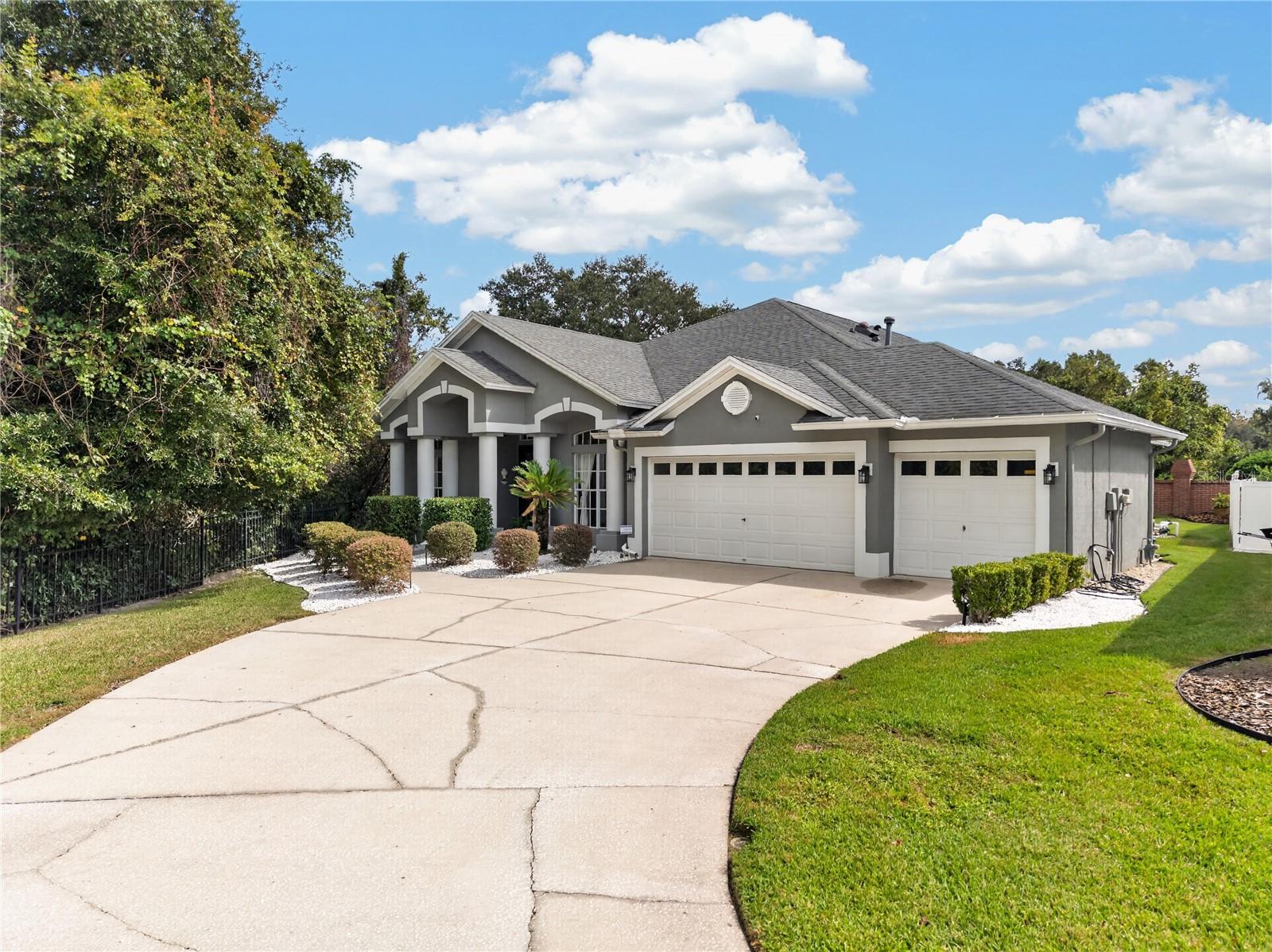 18211 Wimbledon Green Pl — photo