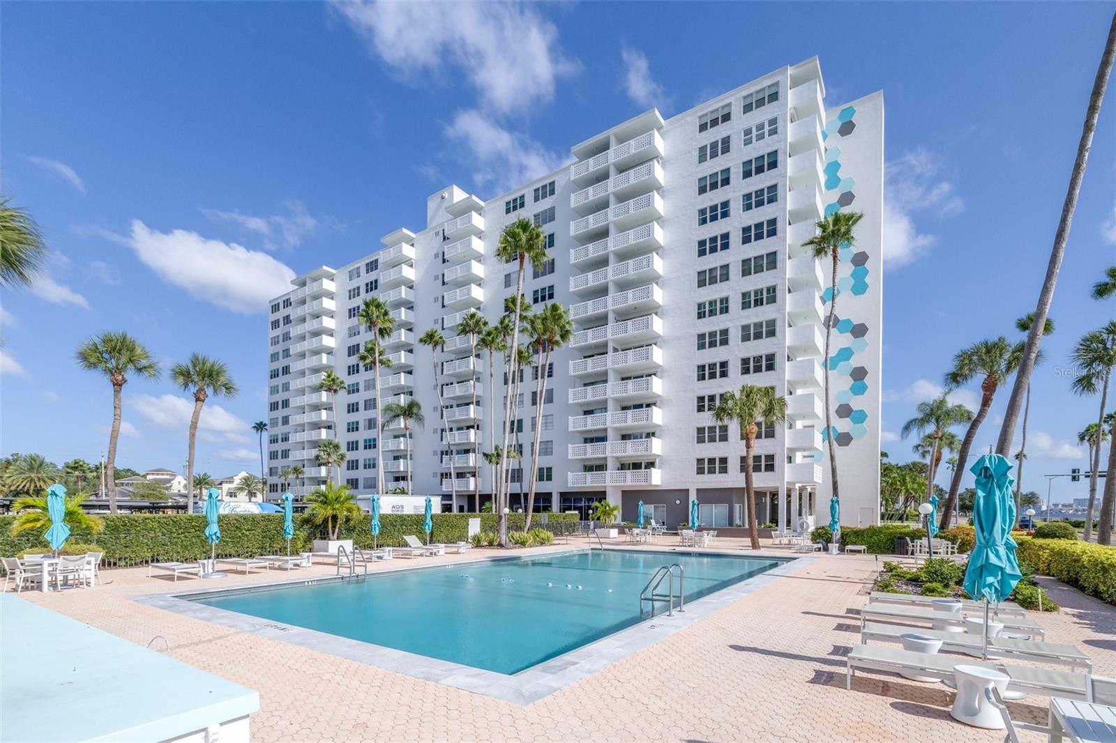 2401 Bayshore Blvd #310 — photo