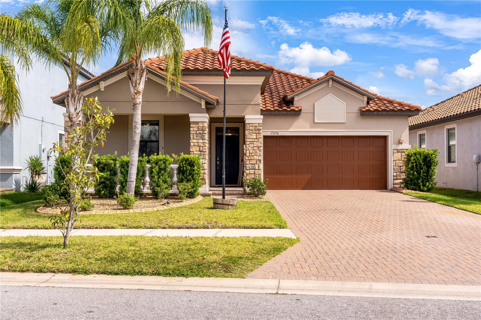 13156 Green Violet Dr — photo