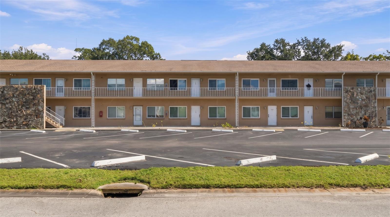 8039 Garden Dr #204 — photo