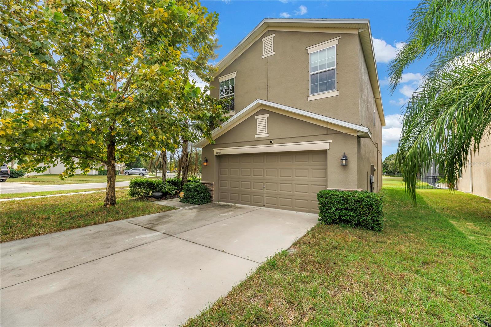 13739 Reindeer Cir — photo