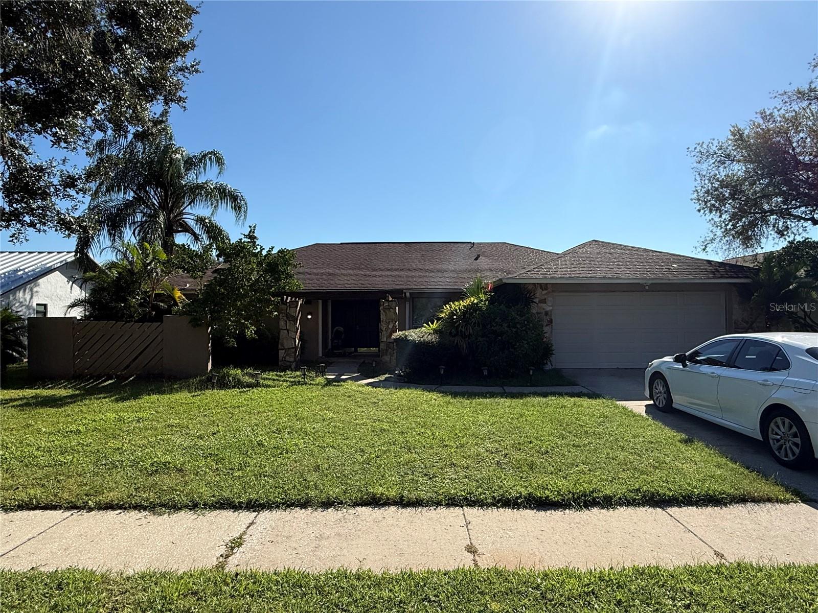 16307 E Course Dr — photo