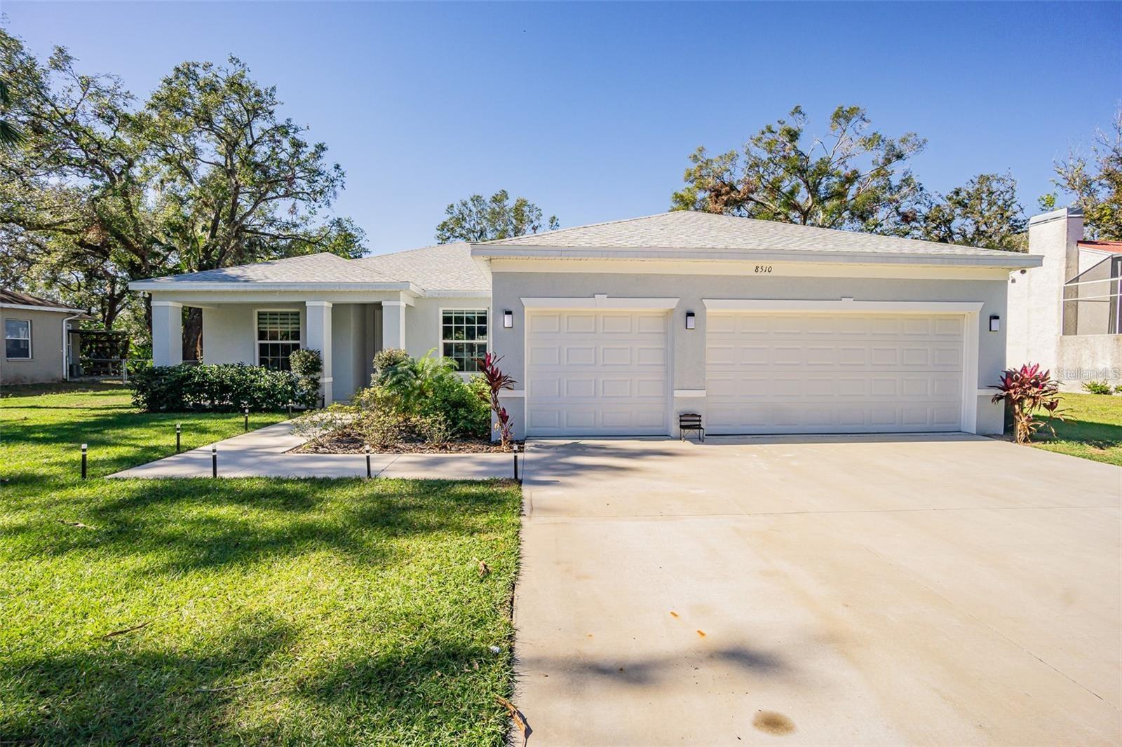 8510 Dee Cir — photo
