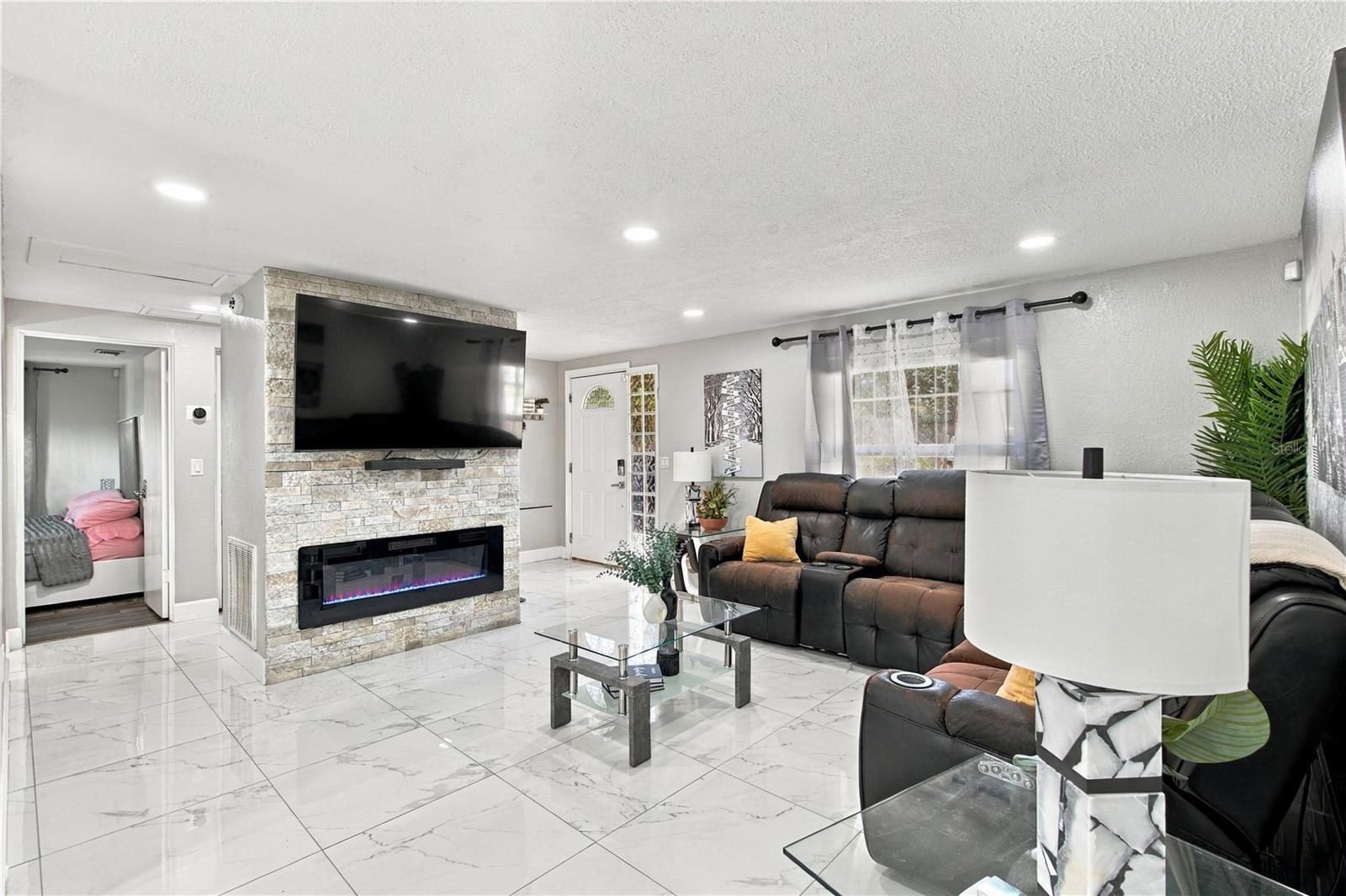 101 Mitchell Drive, Brandon, FL 33511 — photo 3