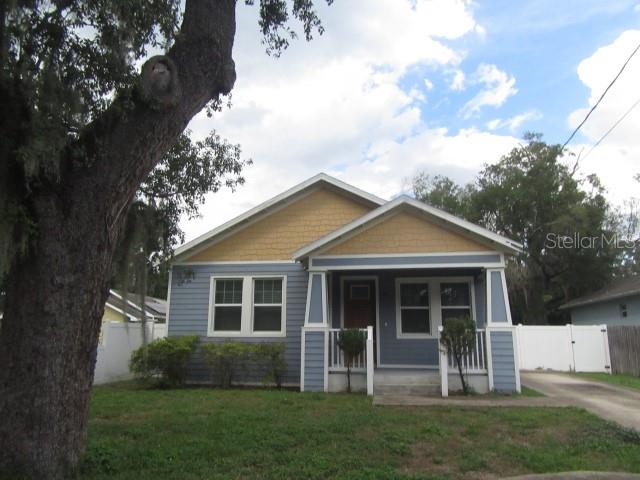 1516 E North St — photo