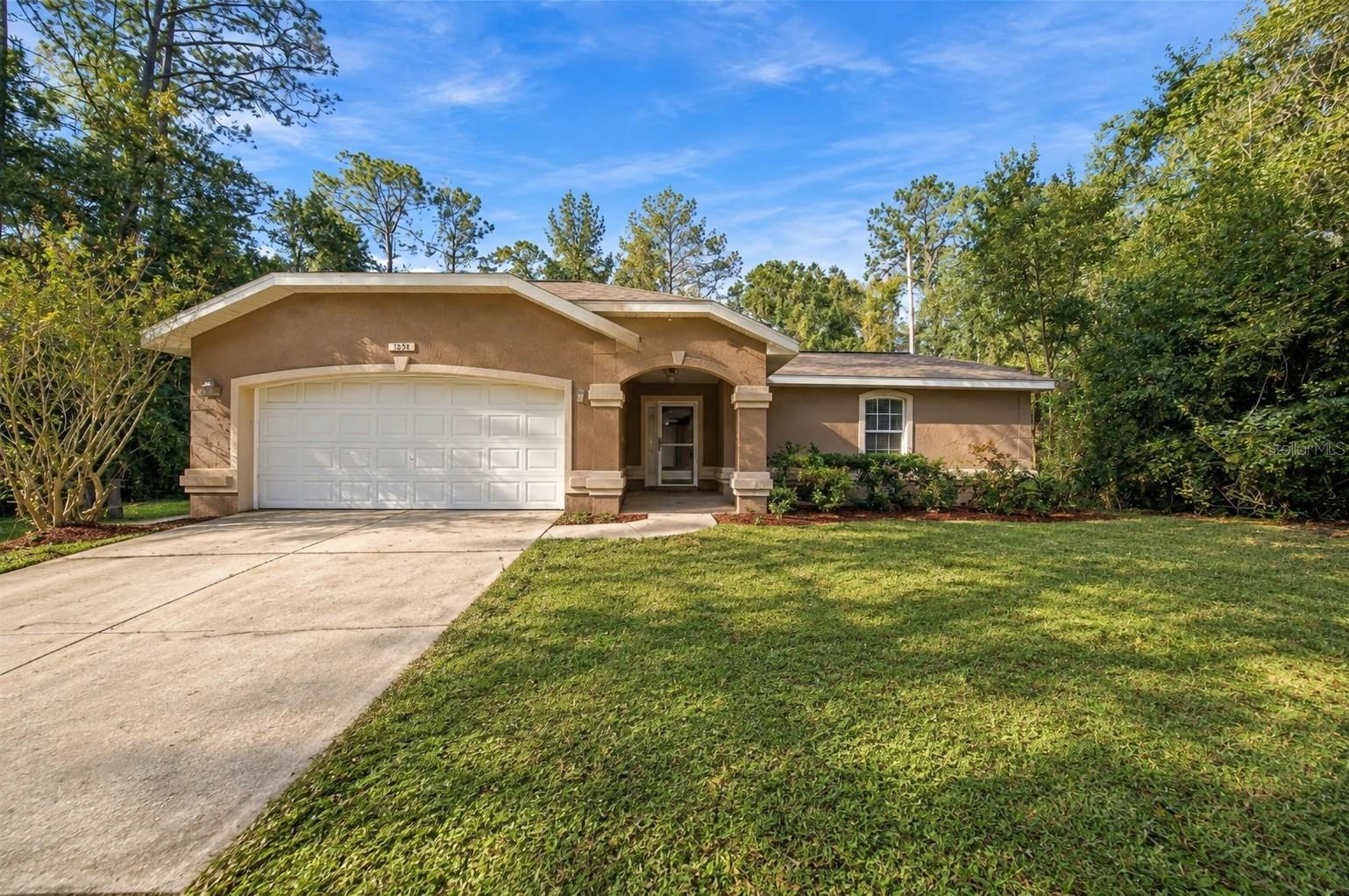 9636 N Quarry Dr — photo