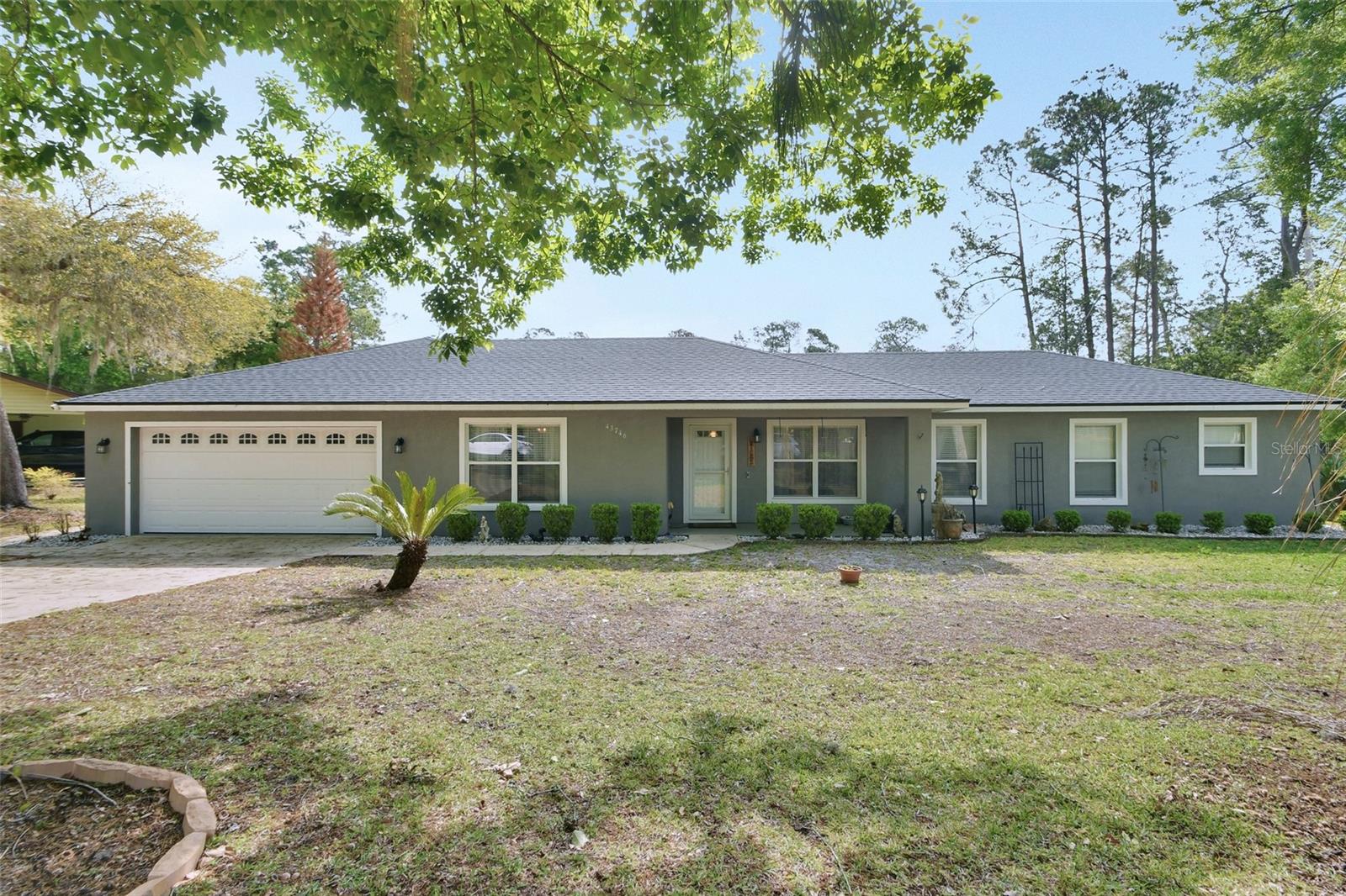 43746 Sunset Dr — photo