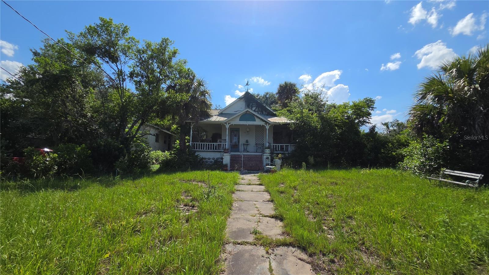 236 N Amelia Ave — photo