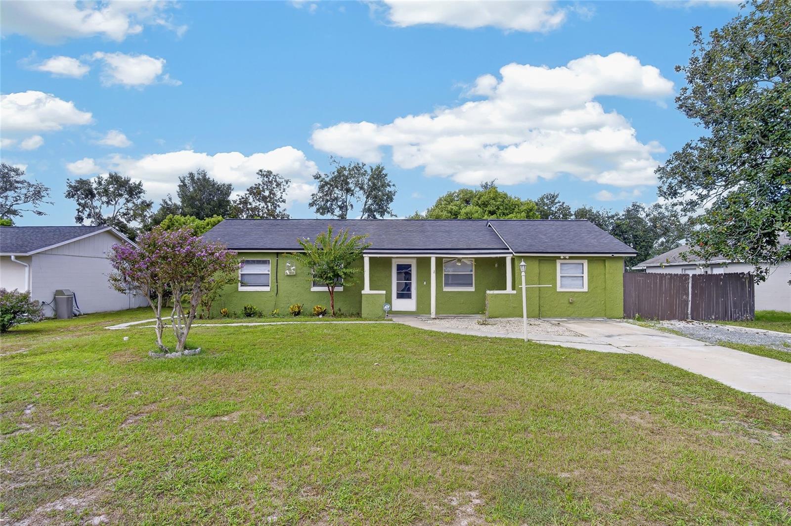 1019 Pioneer Dr — photo