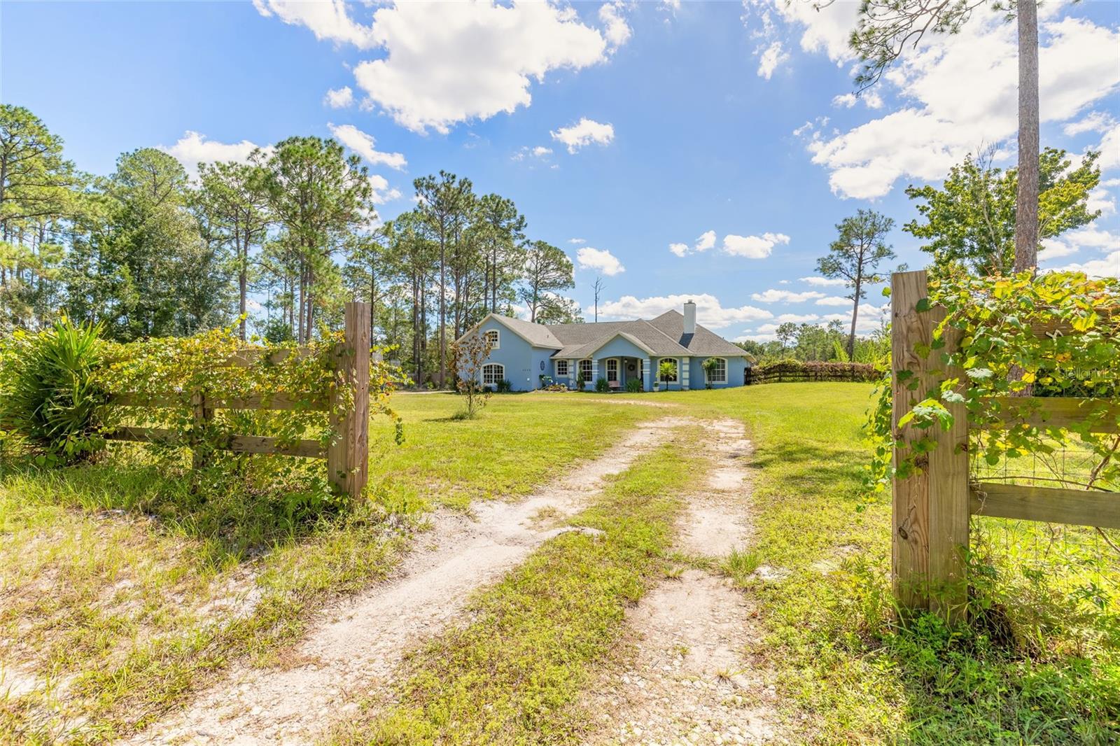 4048 Quail Nest Ln — photo