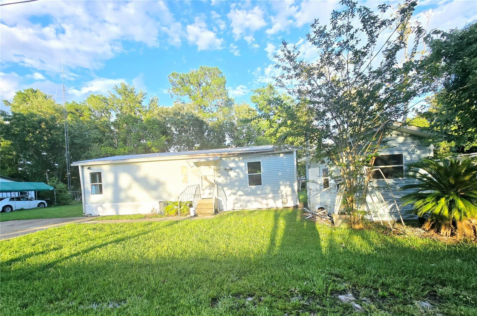 208 Pine Tree Trl — photo