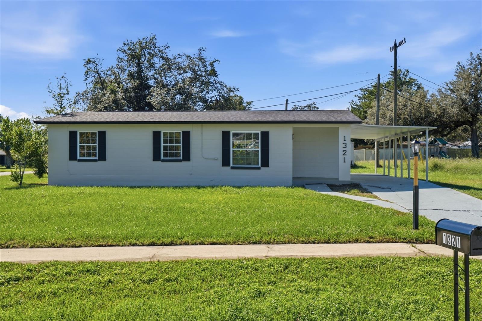 1321 Fountainhead Dr — photo