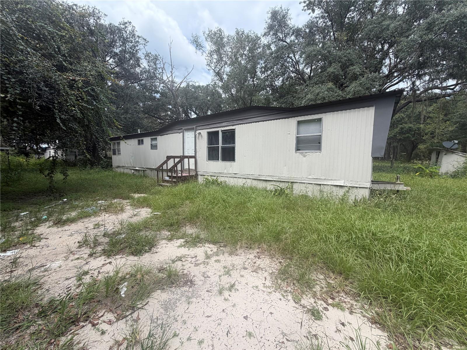 205 Little Star Rd — photo