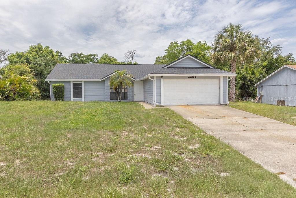 2254 Matthew Cir — photo