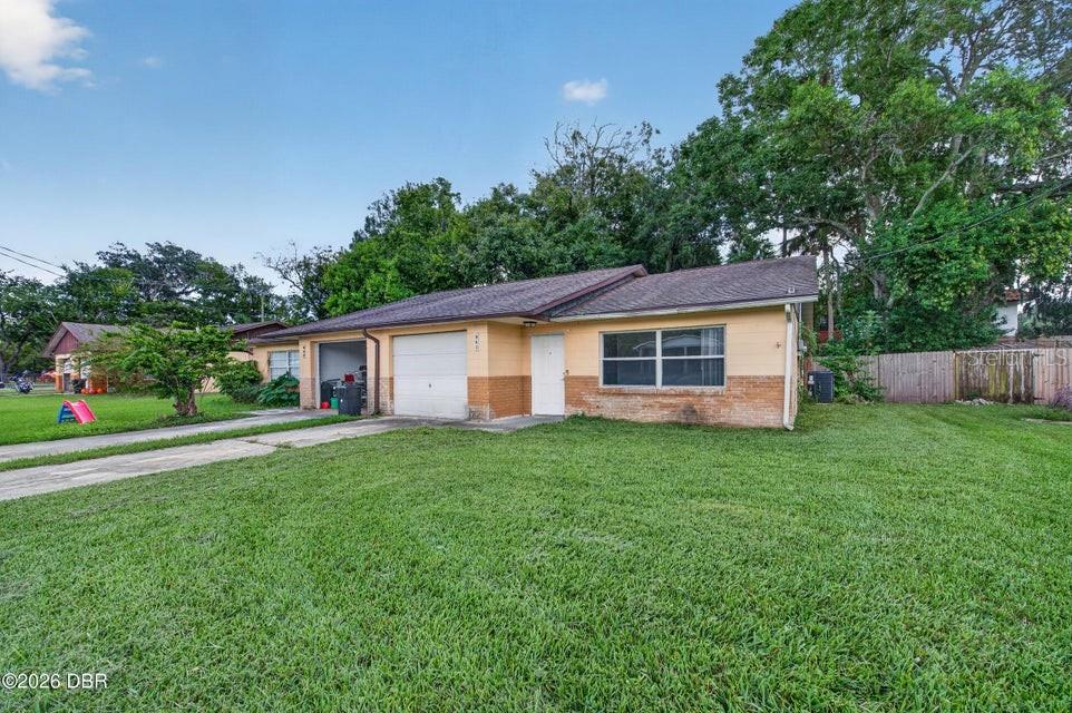 907 Boulder Dr — photo