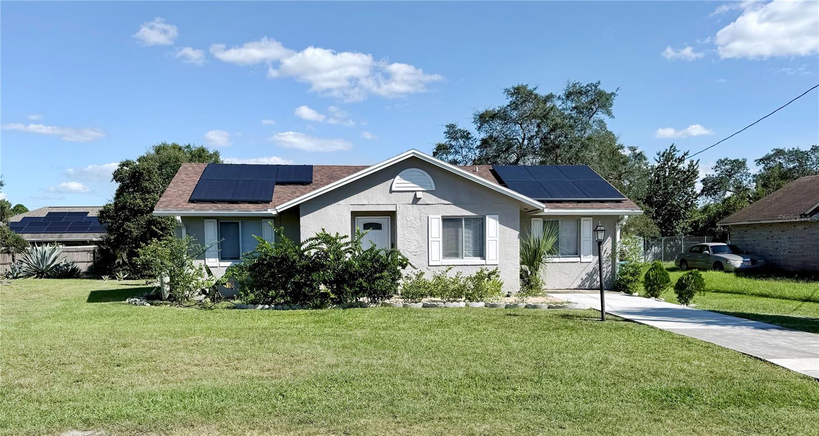 713 Goldcoast Dr — photo