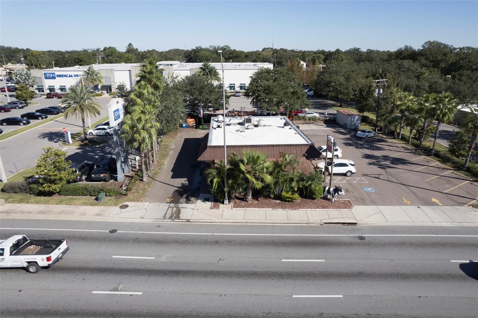 2311 W Hillsborough Ave — photo