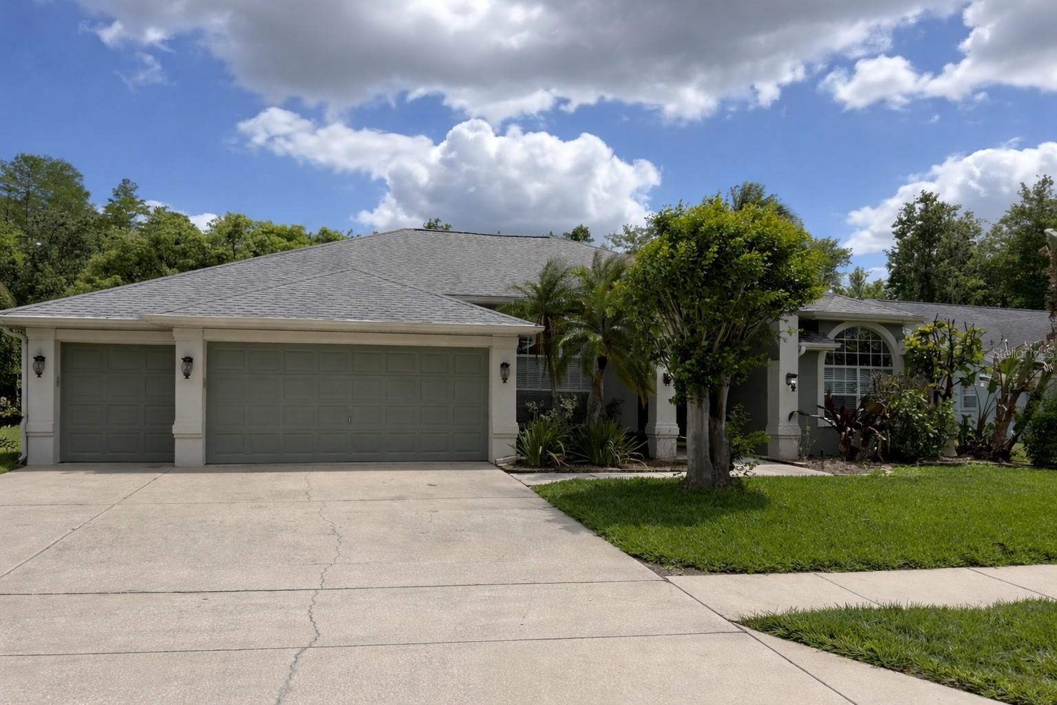 1616 Kinsmere Dr — photo