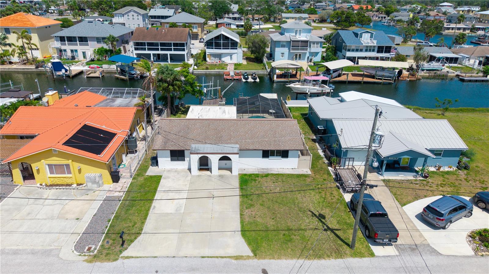 13912 Darlene Ave — photo