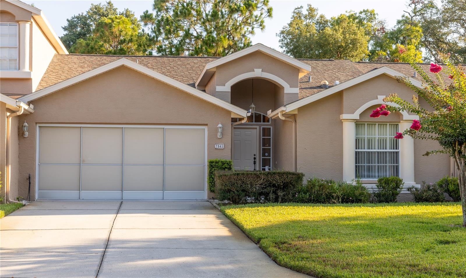 7541 Moorgate Ct — photo