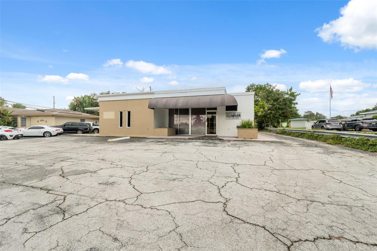 2101 Indian Rocks Rd S — photo
