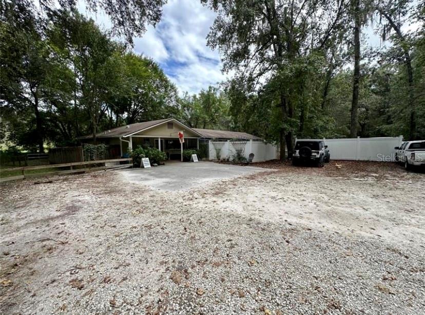 24392 Lanark Rd — photo