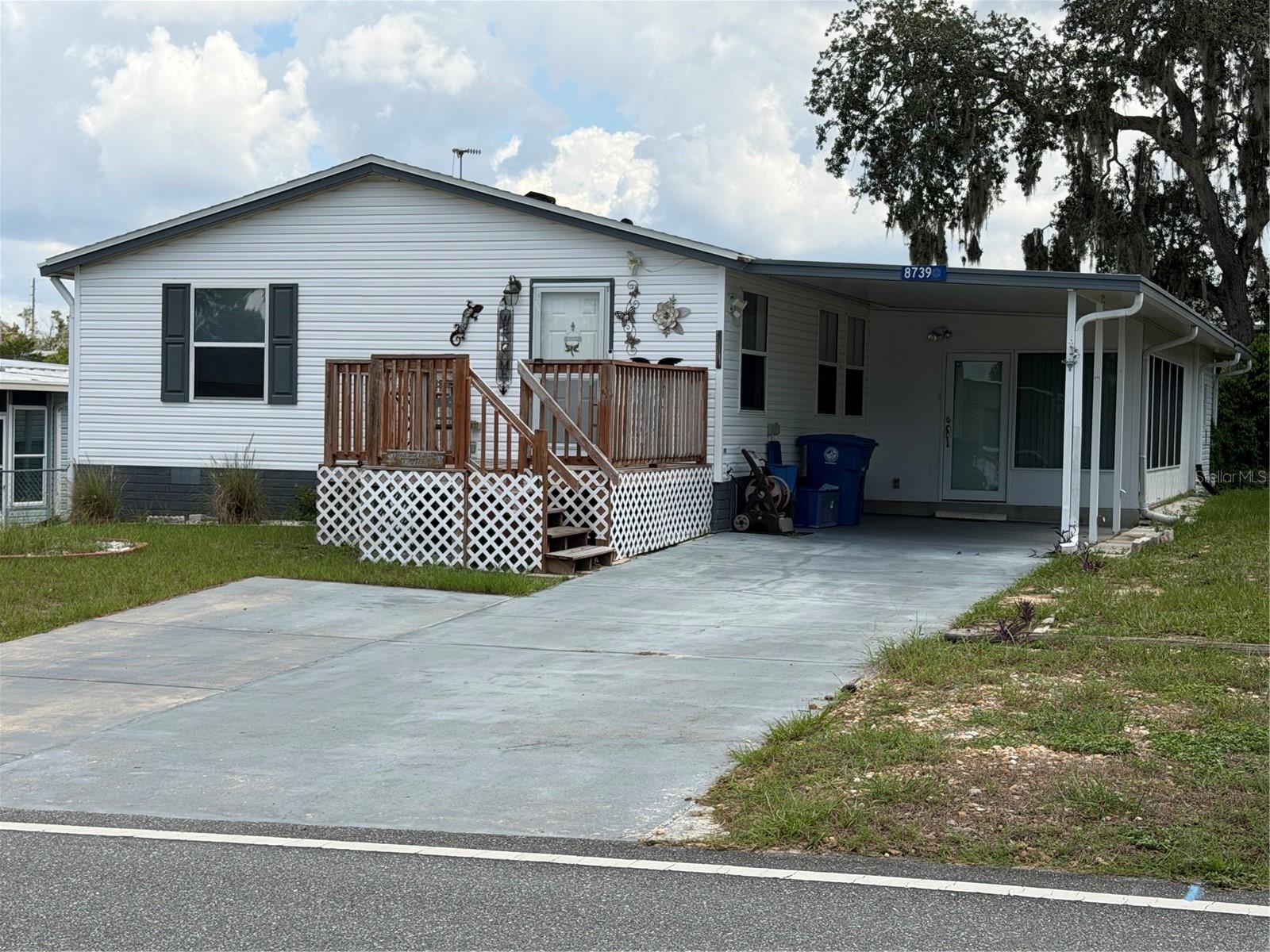 8739 Highpoint Blvd — photo