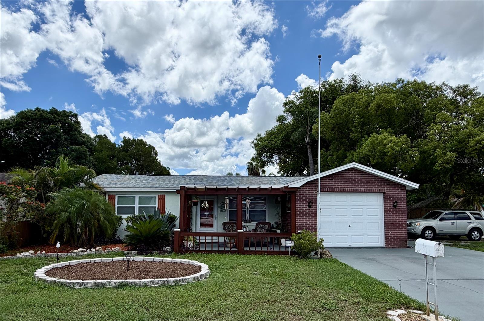 7004 Rockwood Dr — photo