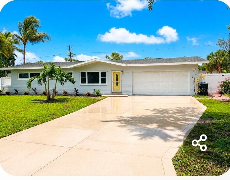 3641 Beach Dr SE — photo
