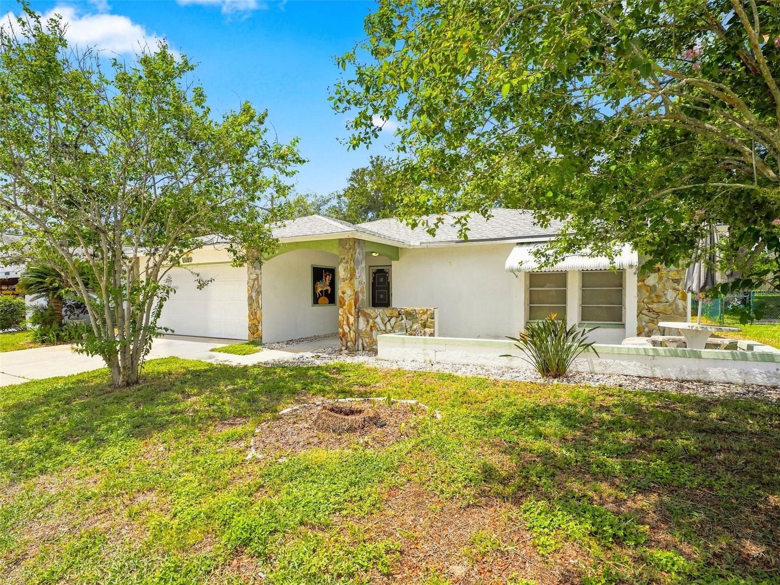 11121 Rollingwood Dr — photo