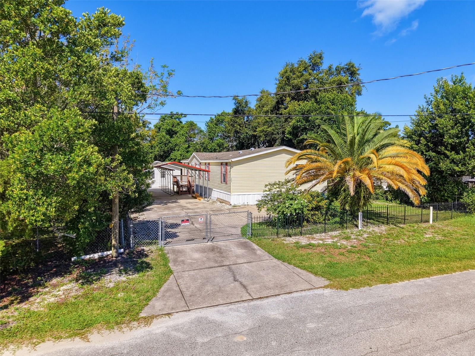 13231 Lauderdale St — photo