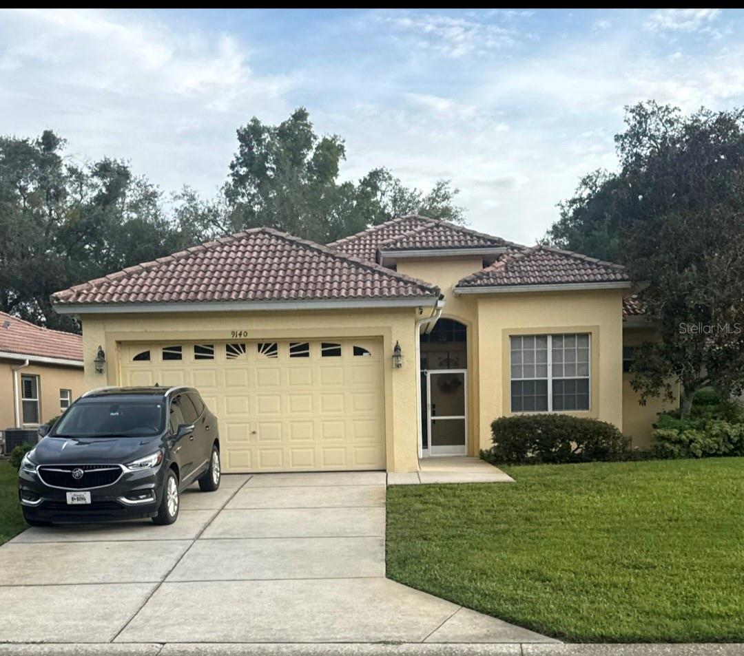 9140 Alexandria Dr — photo