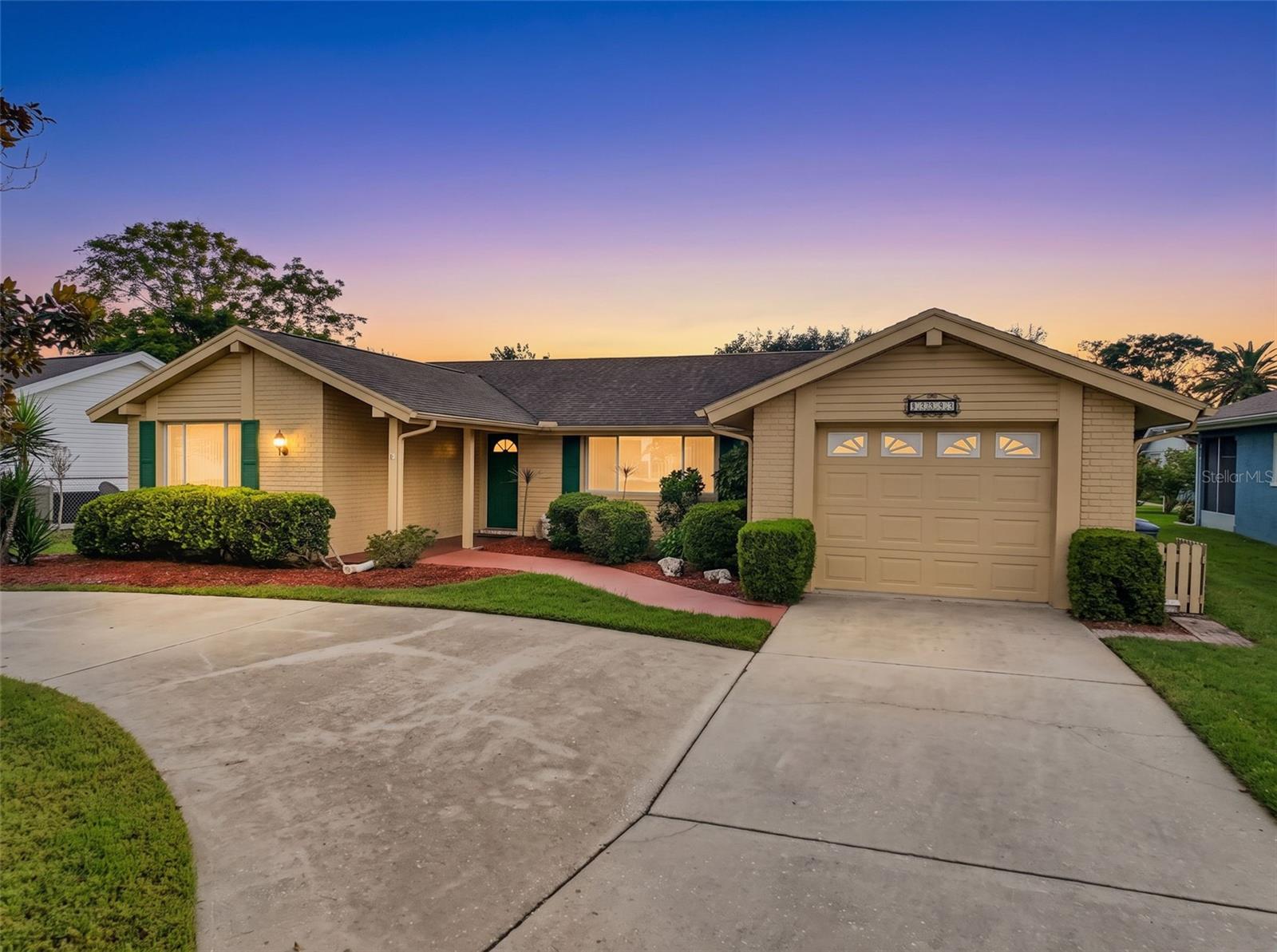 12205 Silk Oak Ln — photo