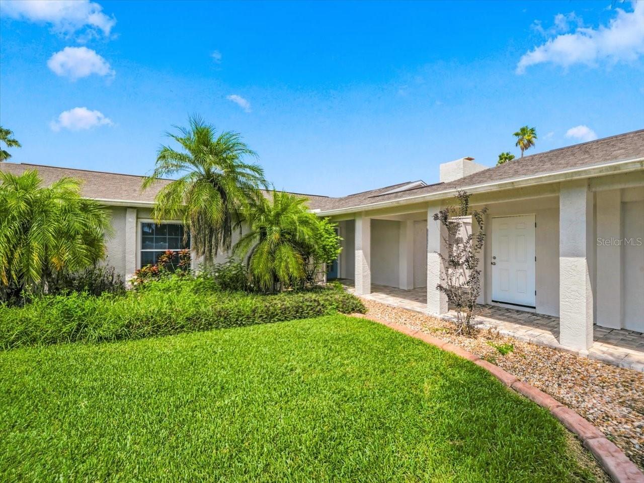 4087 Gulf Coast Dr — photo