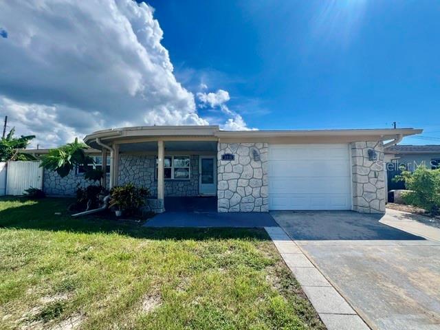 3916 Cedarwood Dr — photo