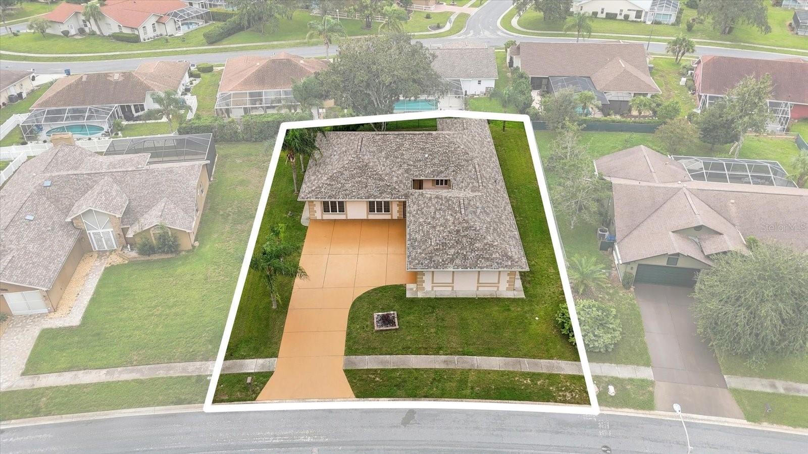 10404 Sandtrap Dr — photo