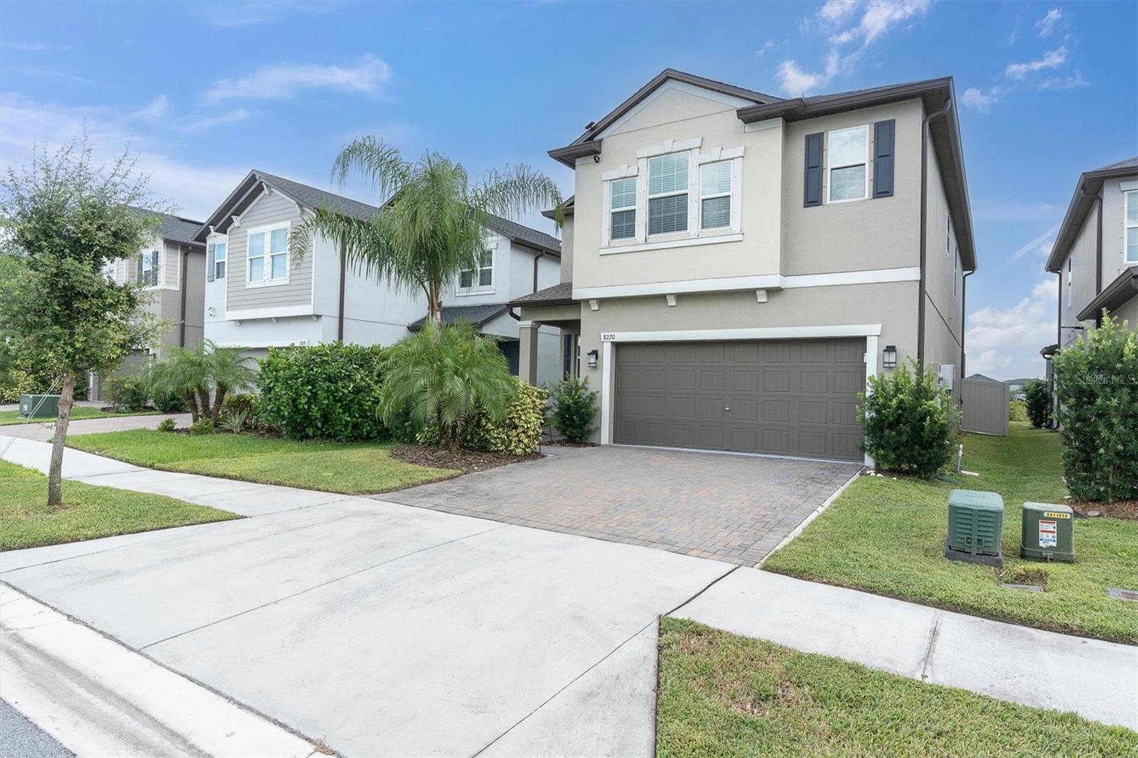 8220 Rolling Tides Dr — photo