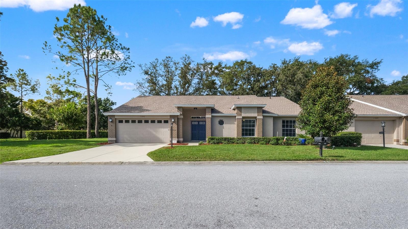 1385 Summerwood Ct — photo