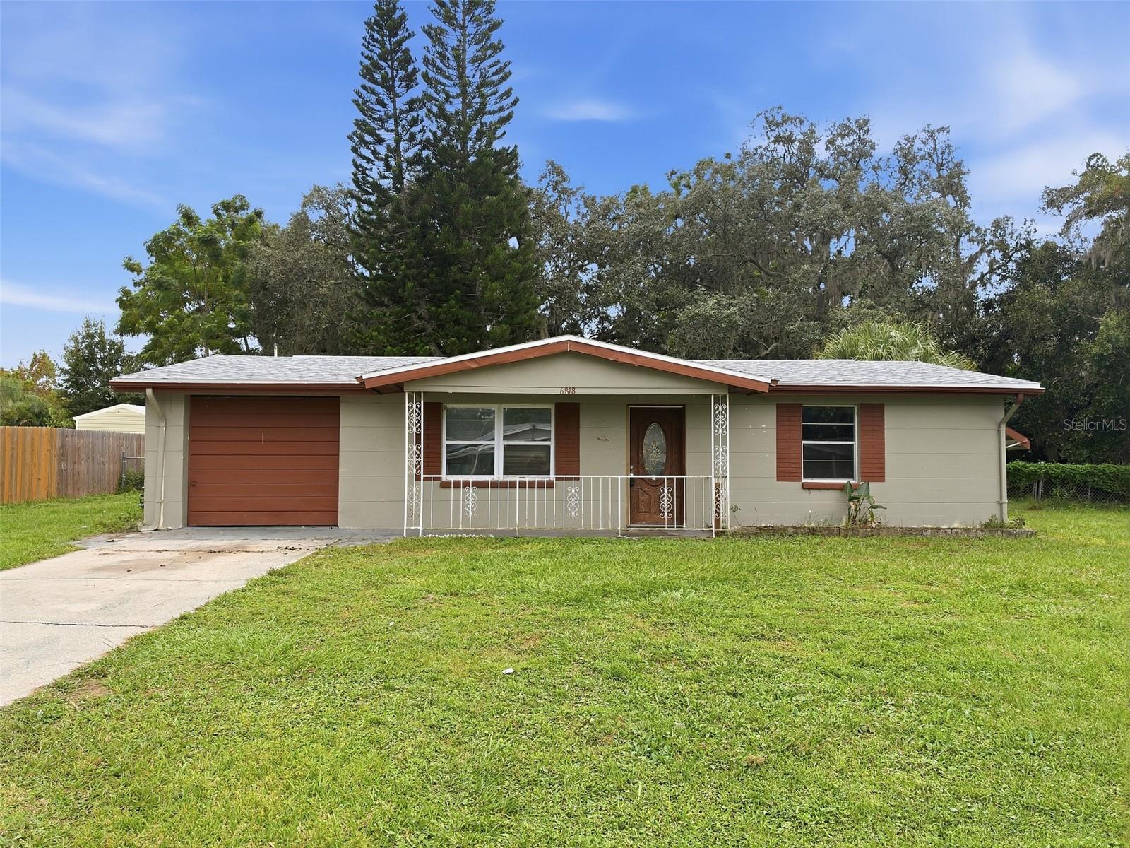 6818 Carob Dr — photo