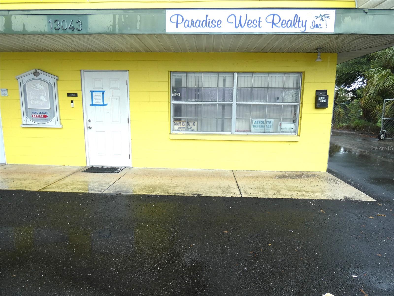 13043 US Highway 19 — photo