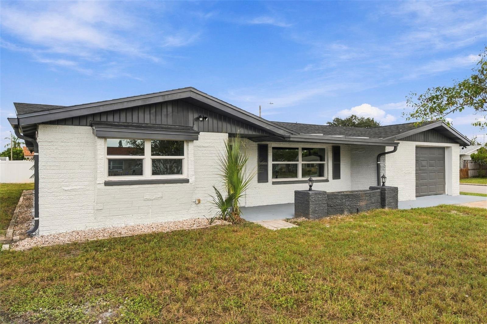 10734 Leeds Road, Port Richey, FL 34668 — photo 3