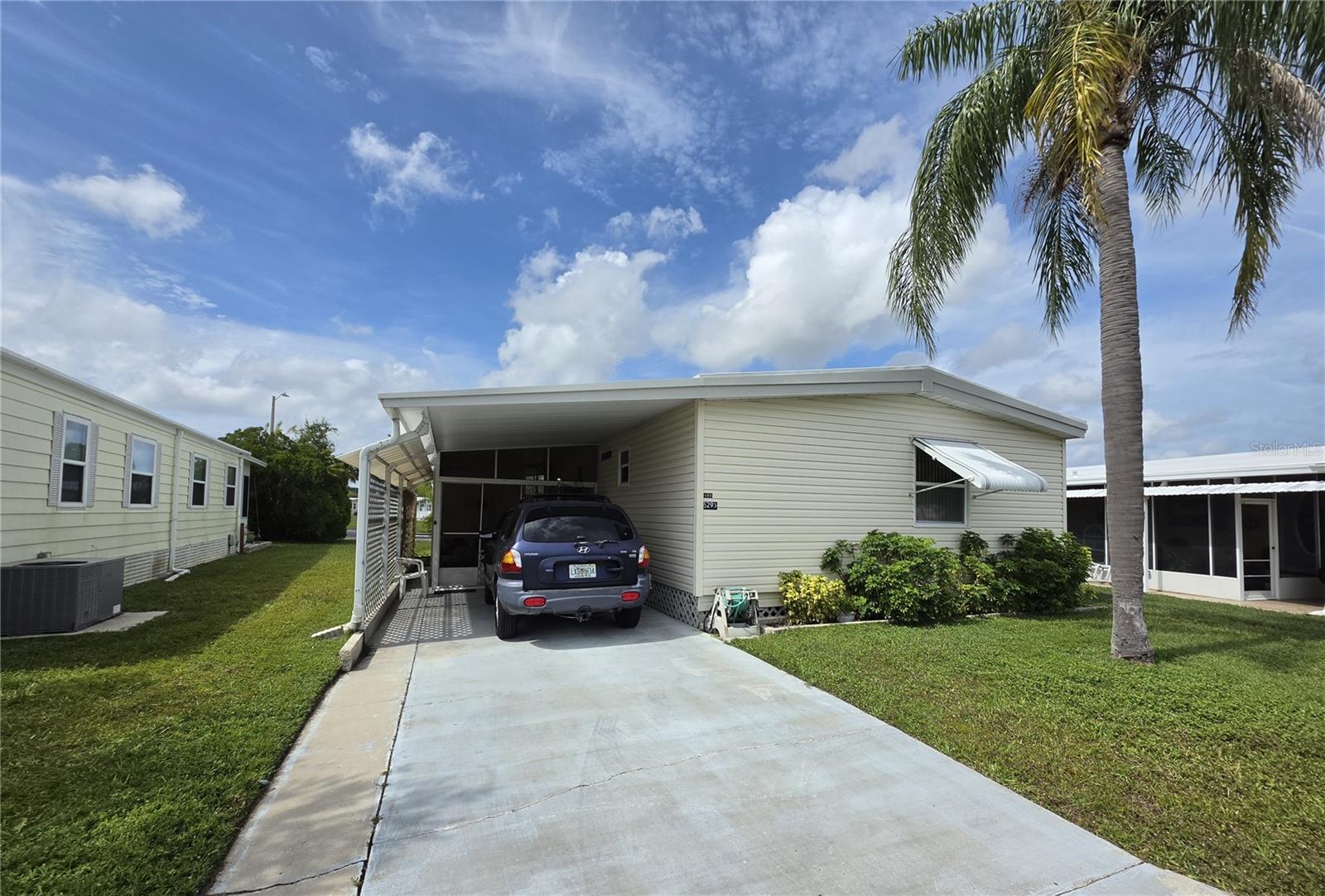 5293 Poinciana Cir — photo