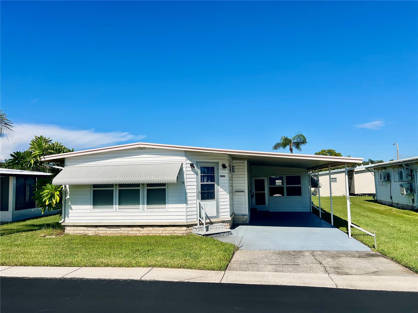 10811 Freedom Dr — photo