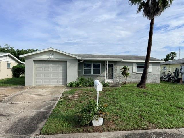 7323 Oak Crest Dr — photo