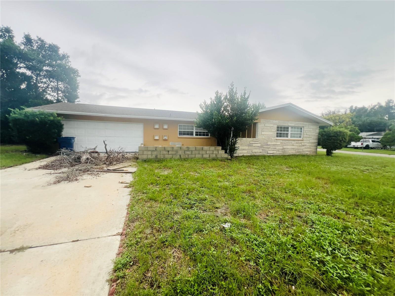7427 Jasmine Blvd — photo