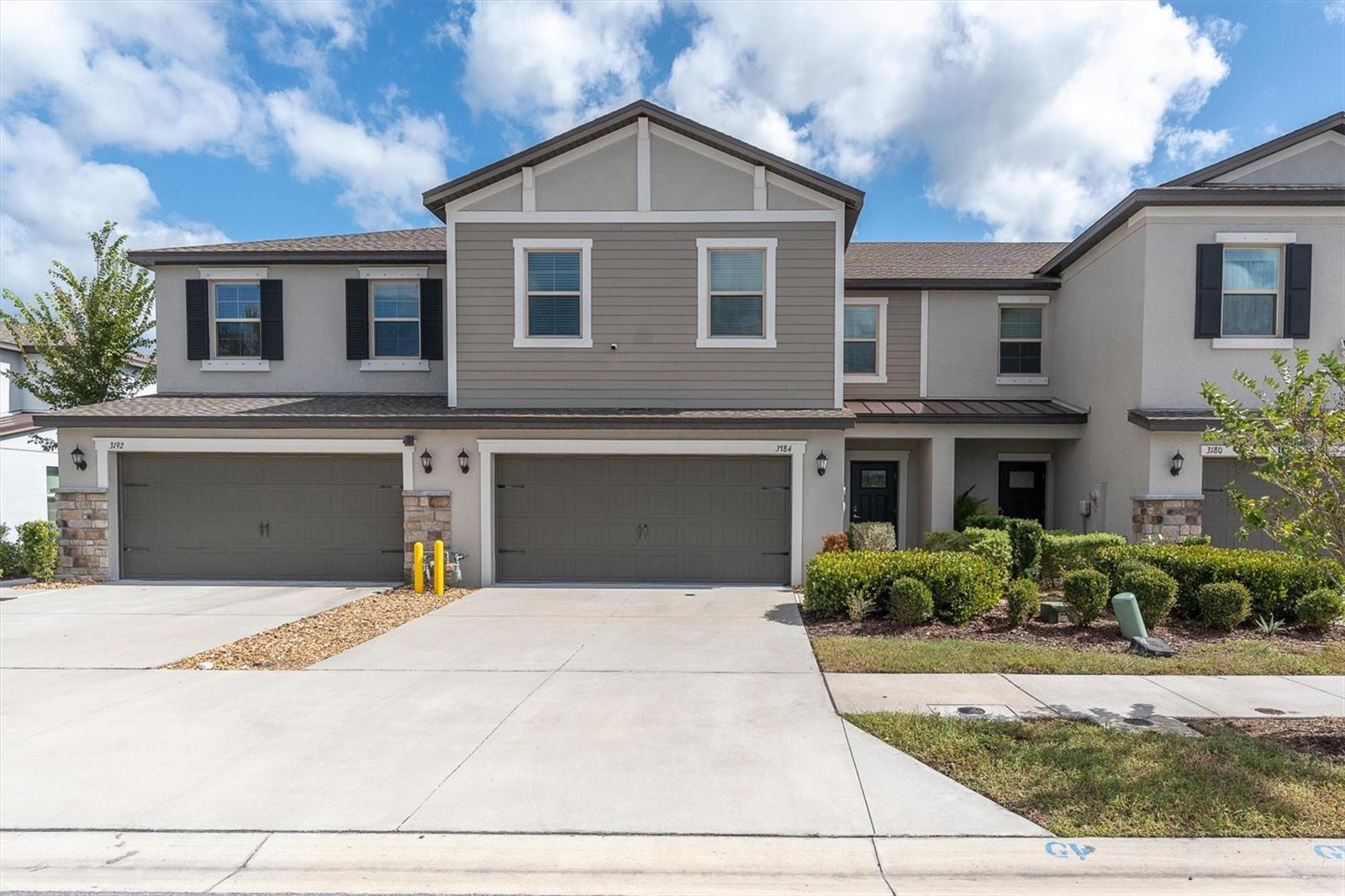 3184 Bryant Park Dr — photo
