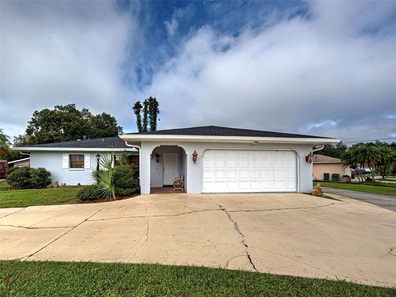 1181 Seacrest Drive NW — photo