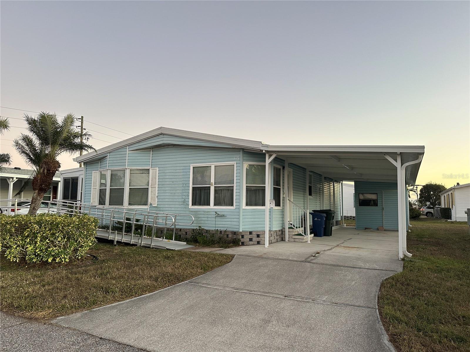 449 Landsedge Drive — photo