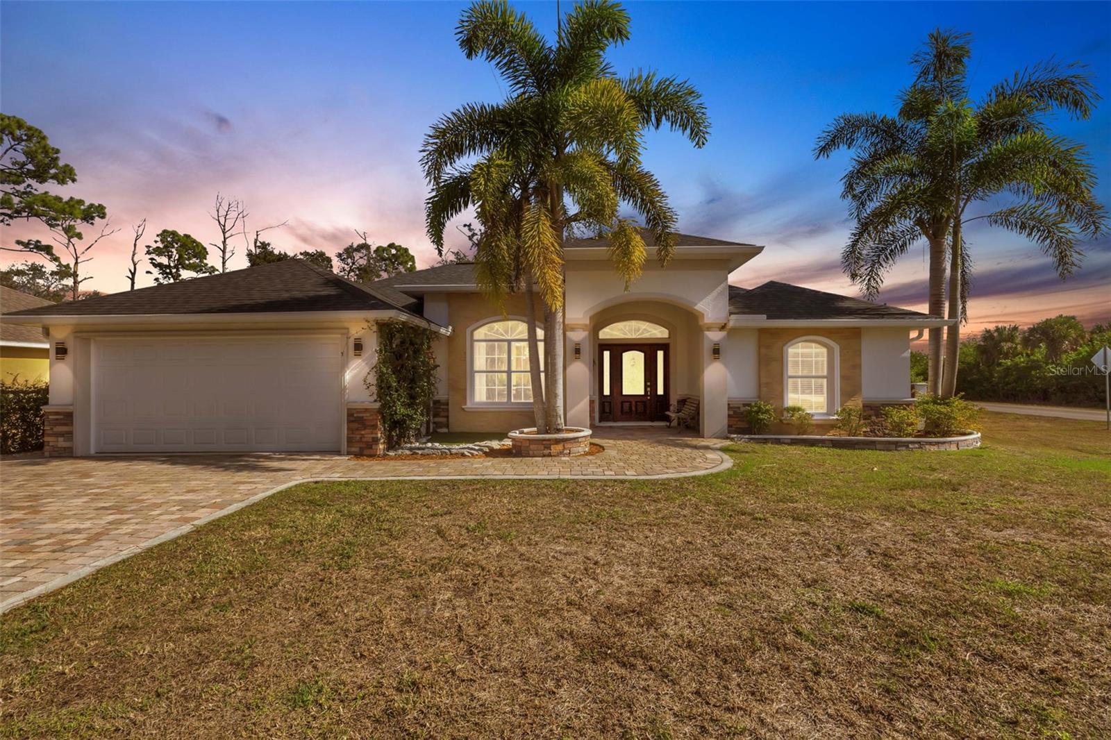 13471 Eisenhower Drive — photo