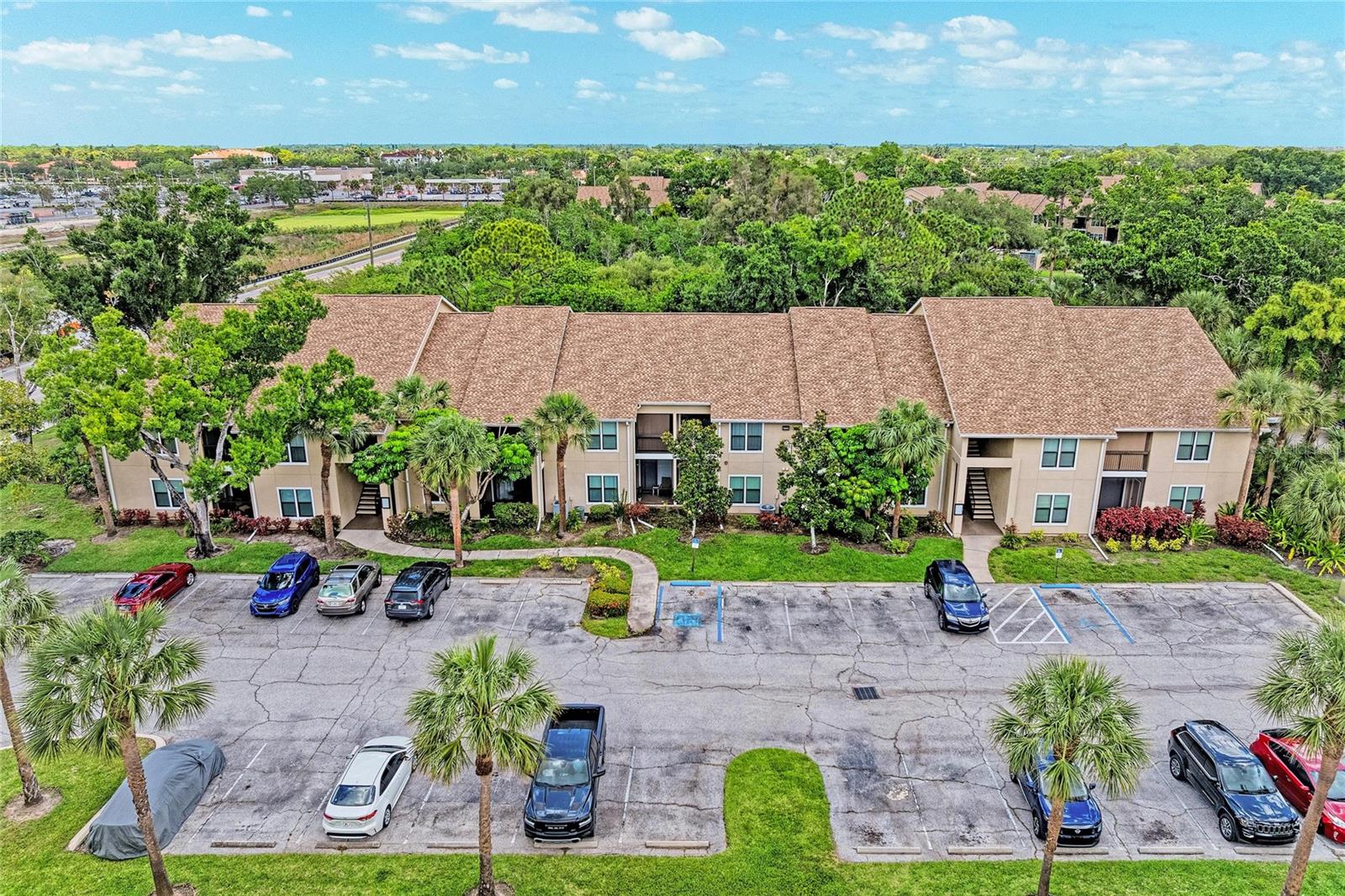4040 Crockers Lake Boulevard 12 — photo